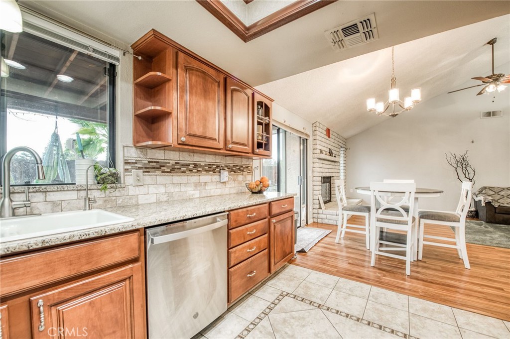 6189 N Cleo Avenue, Fresno, CA 93722