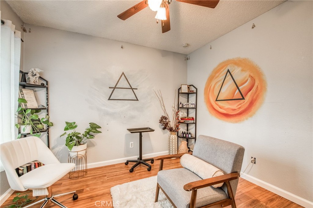 6189 N Cleo Avenue, Fresno, CA 93722