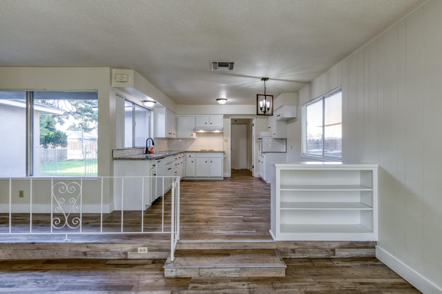 4852 E Gettysburg Ave, Fresno, CA 93726