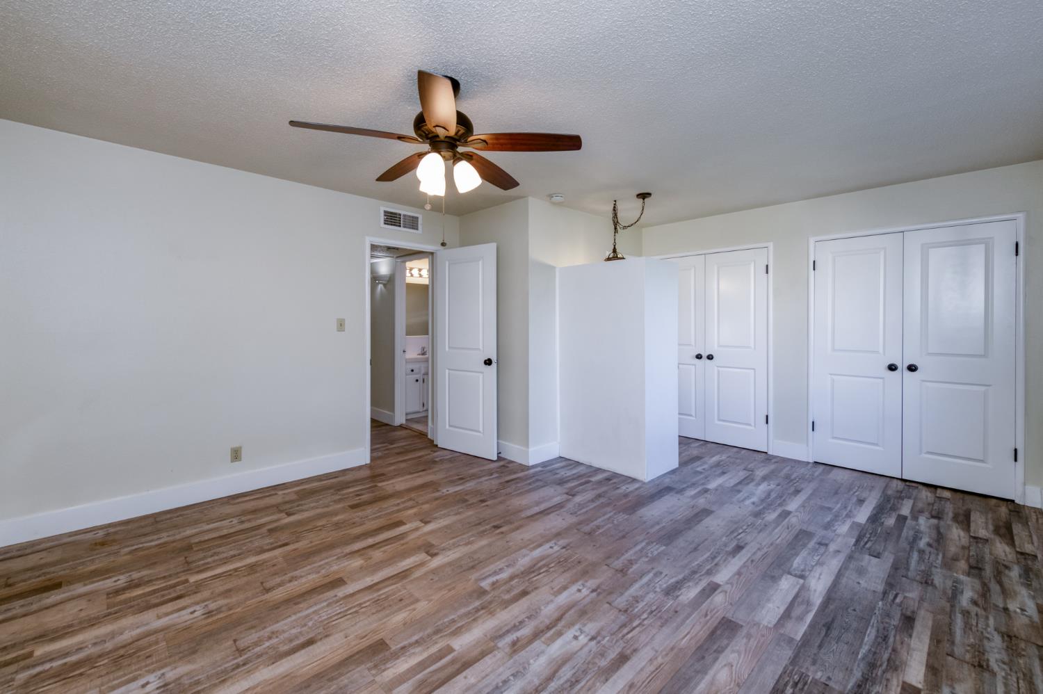 4852 E Gettysburg Ave, Fresno, CA 93726