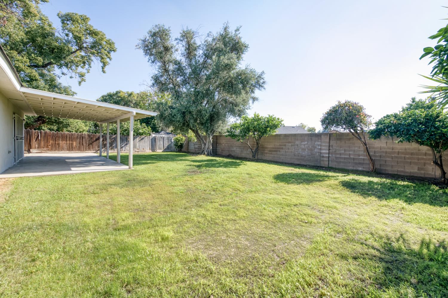 4852 E Gettysburg Ave, Fresno, CA 93726