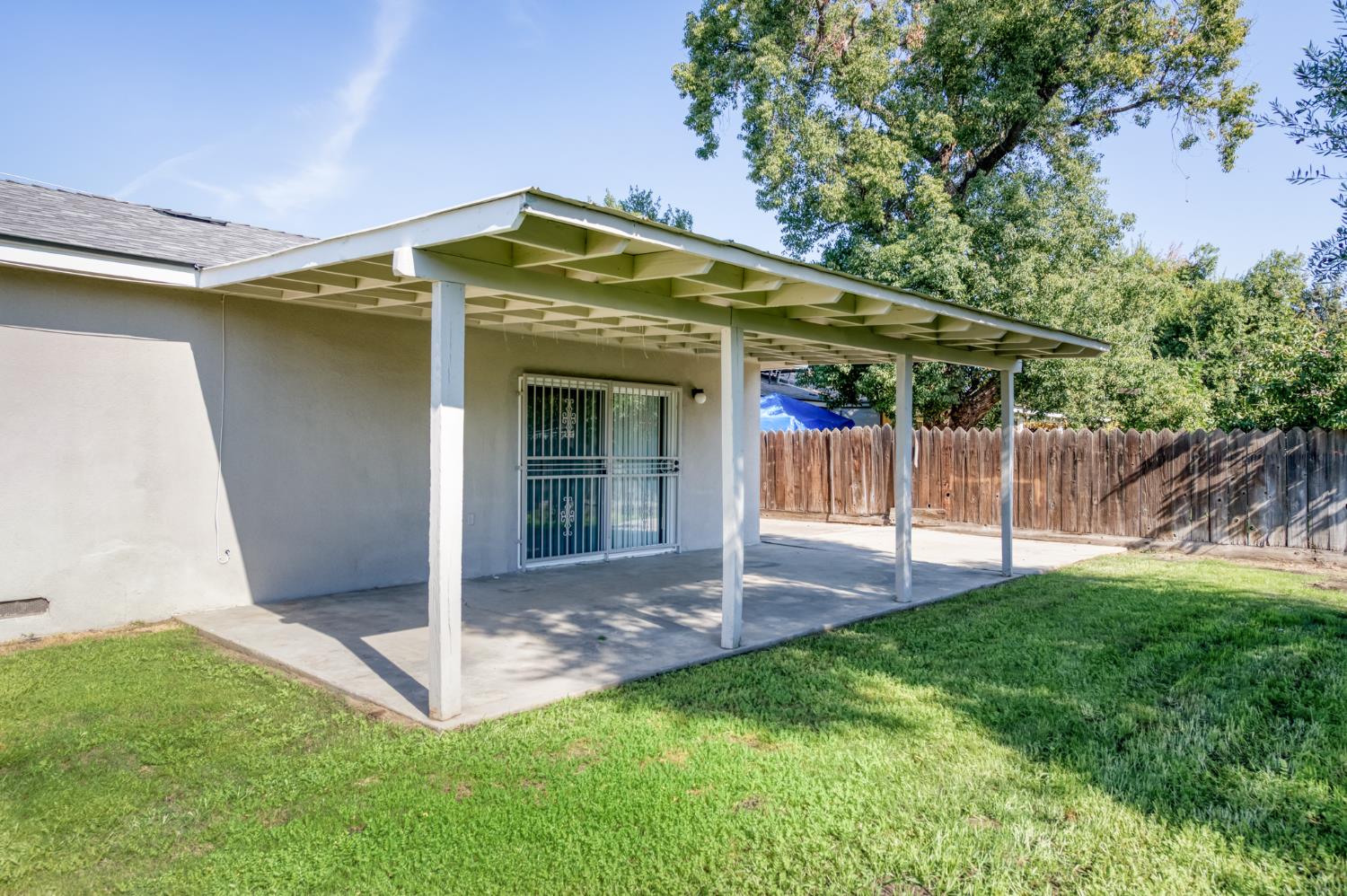 4852 E Gettysburg Ave, Fresno, CA 93726