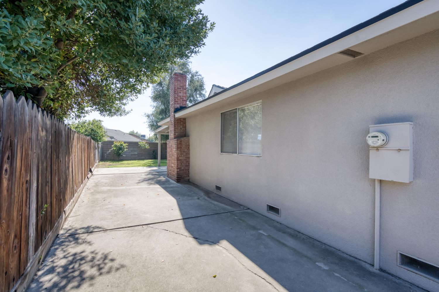 4852 E Gettysburg Ave, Fresno, CA 93726