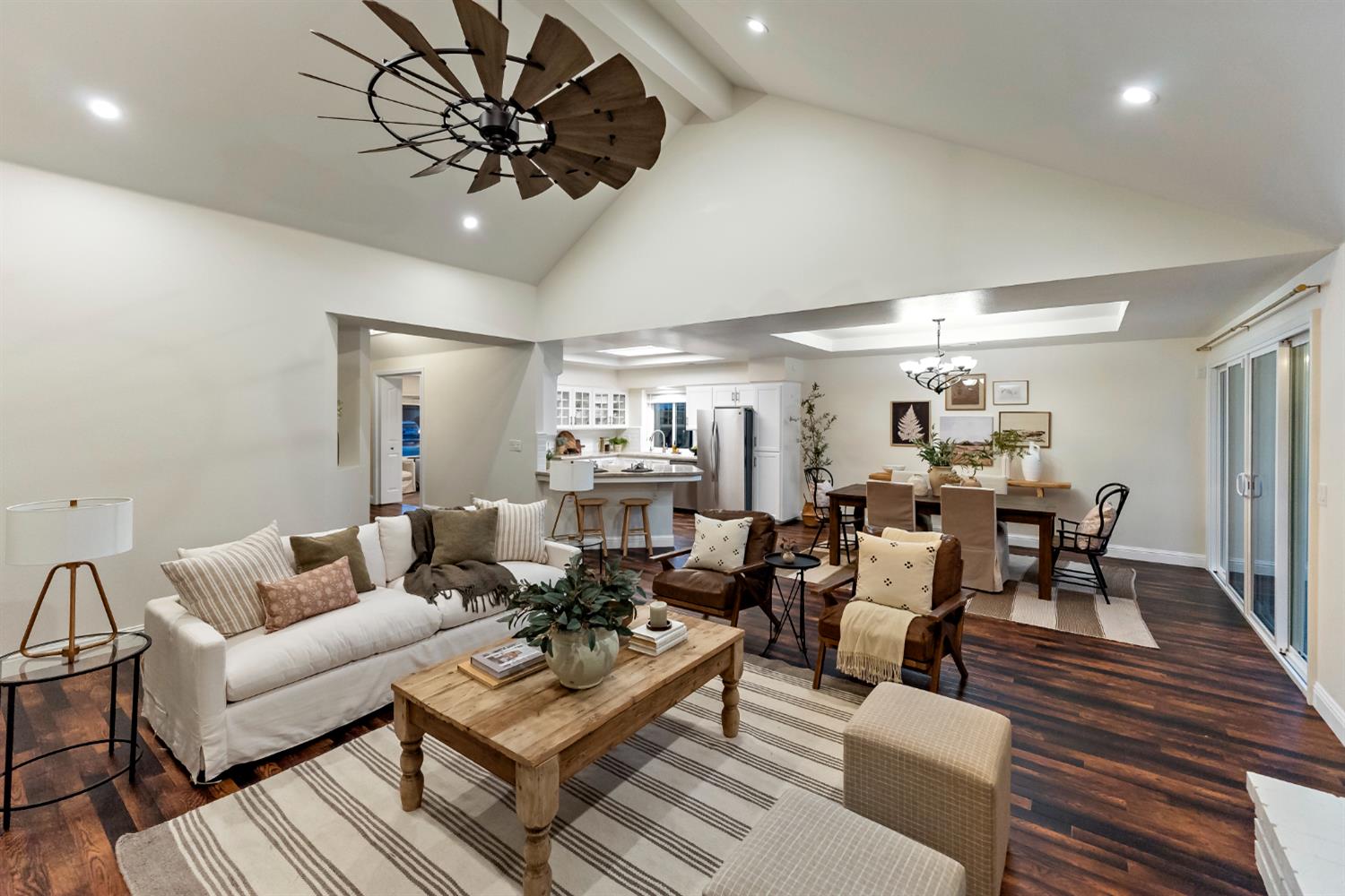 1834 E Niles Ave, Fresno, CA 93720