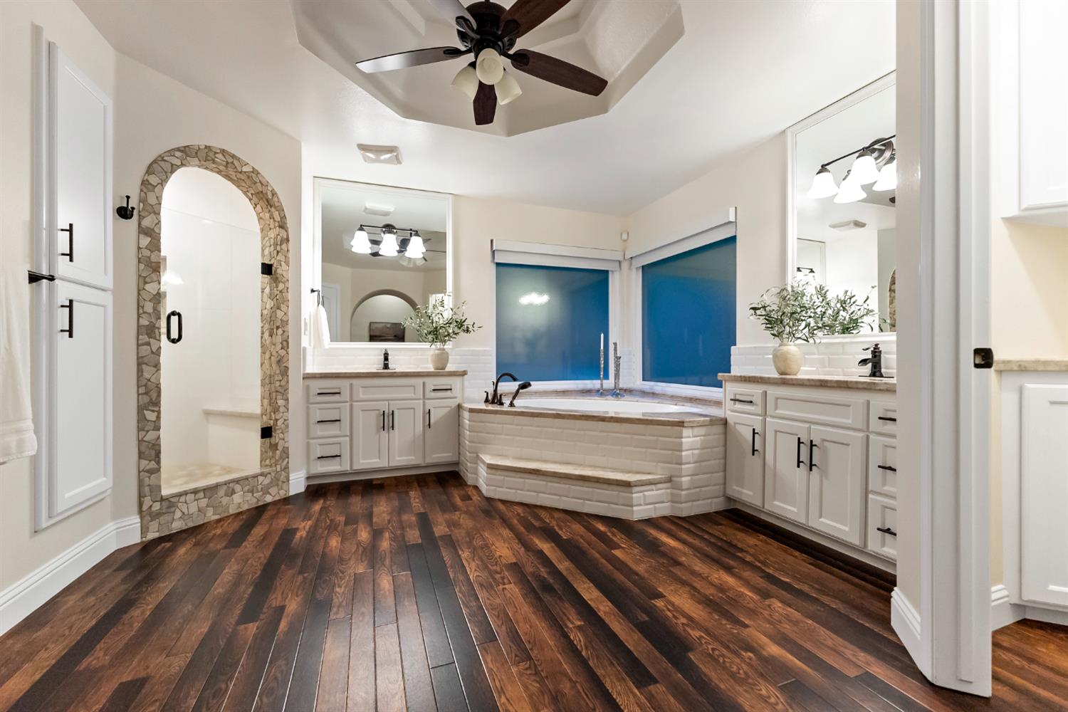 1834 E Niles Ave, Fresno, CA 93720