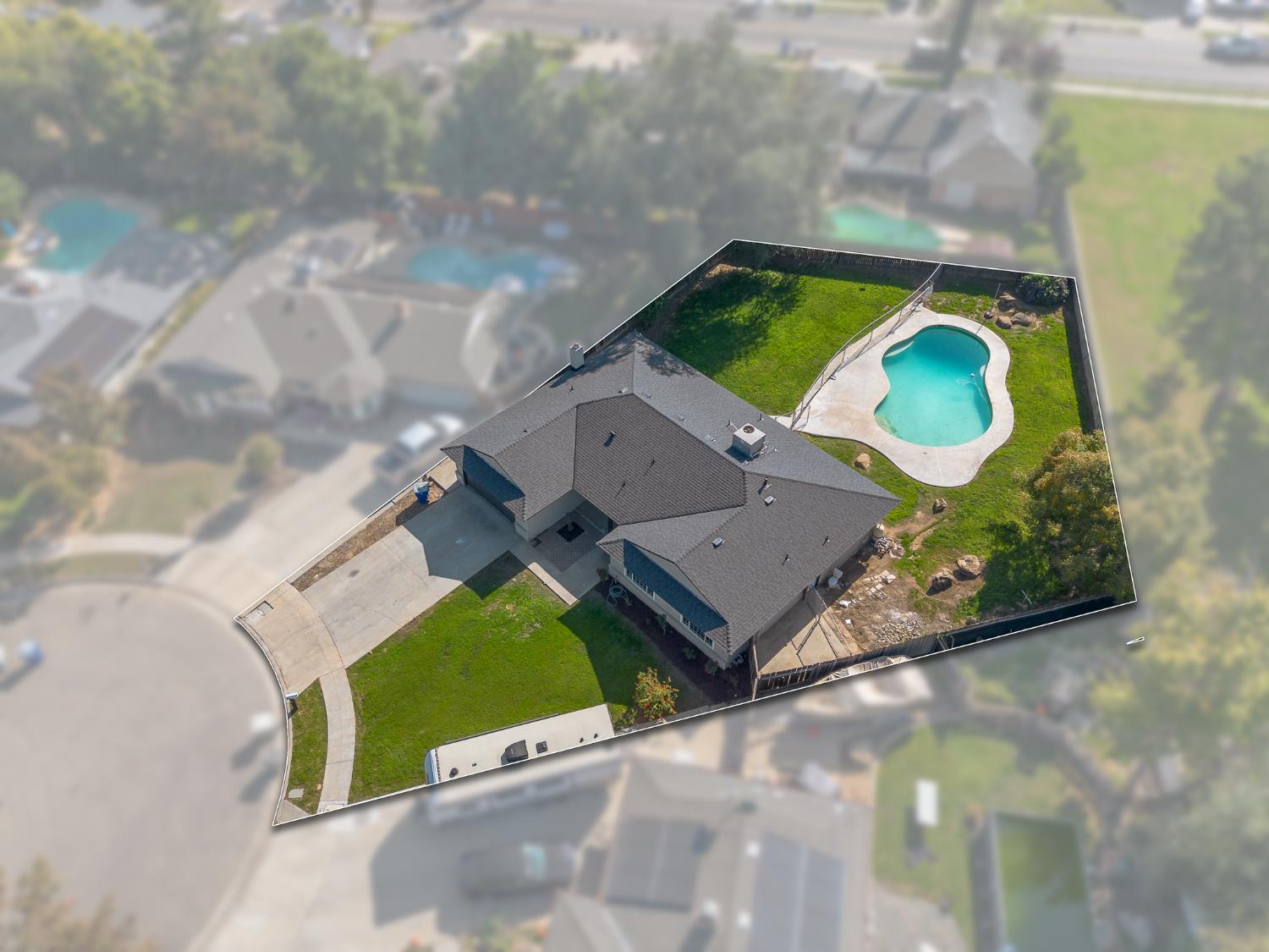 5443 N Prospect Ave, Fresno, CA 93711