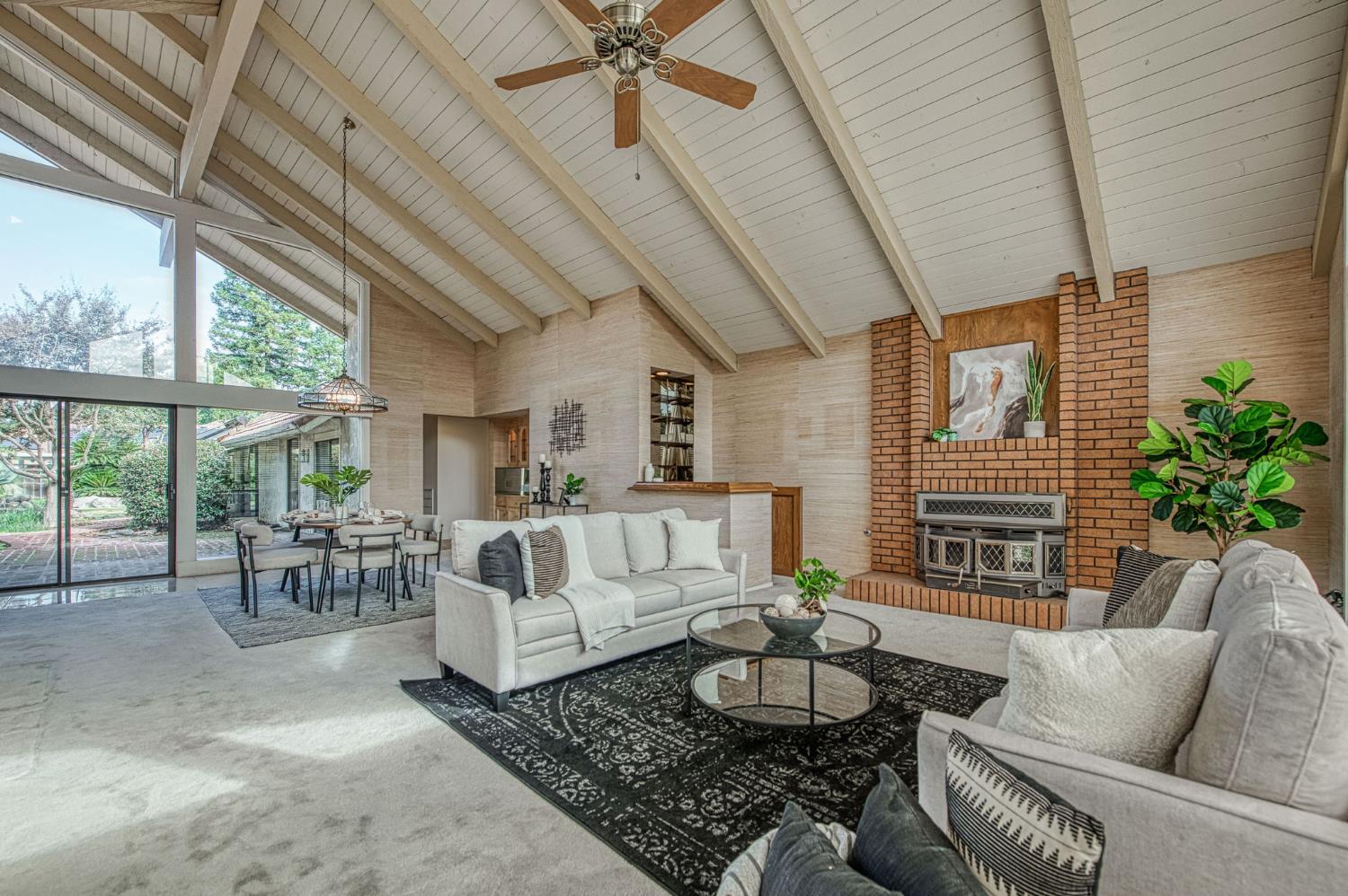 5453 E Butler Ave, Fresno, CA 93727