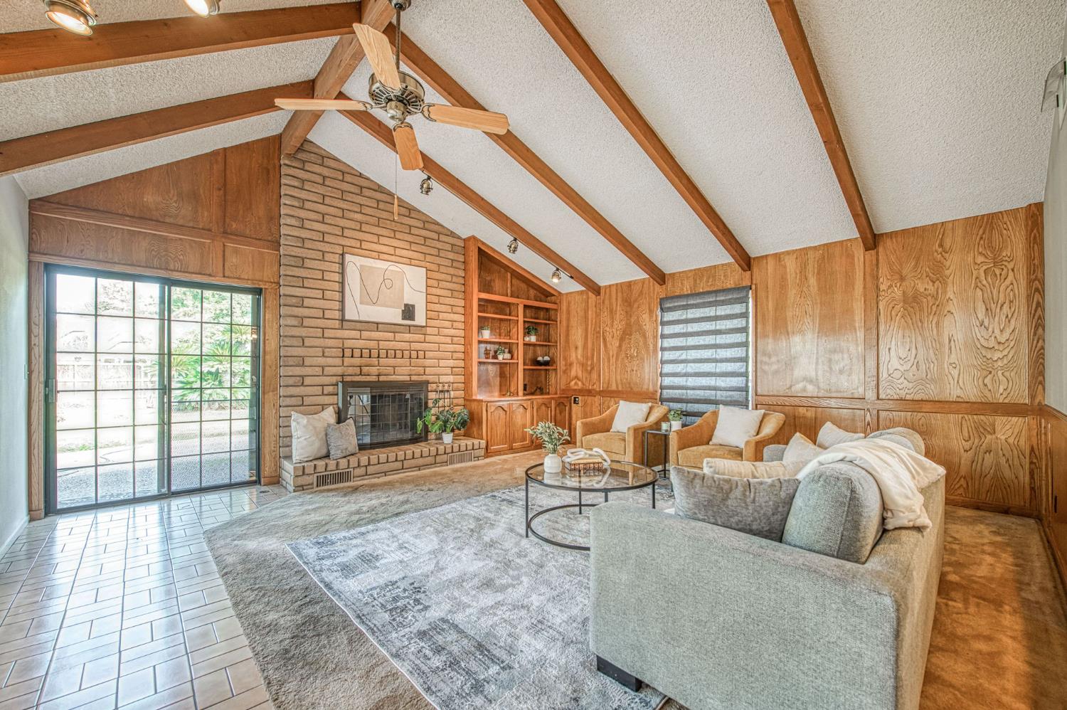 5453 E Butler Ave, Fresno, CA 93727