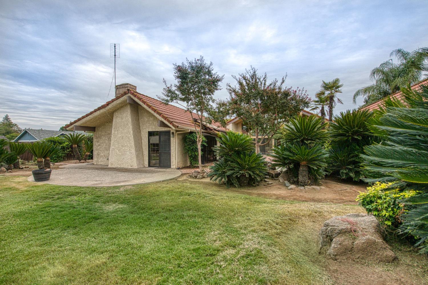 5453 E Butler Ave, Fresno, CA 93727