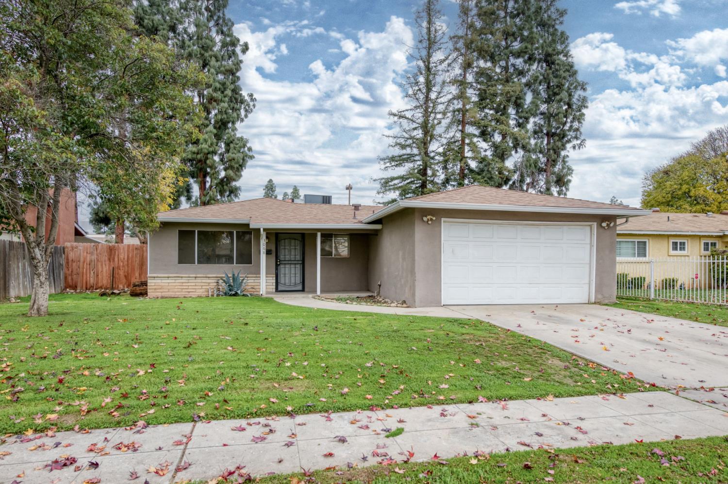 3068 W Fairmont Ave, Fresno, CA 93722