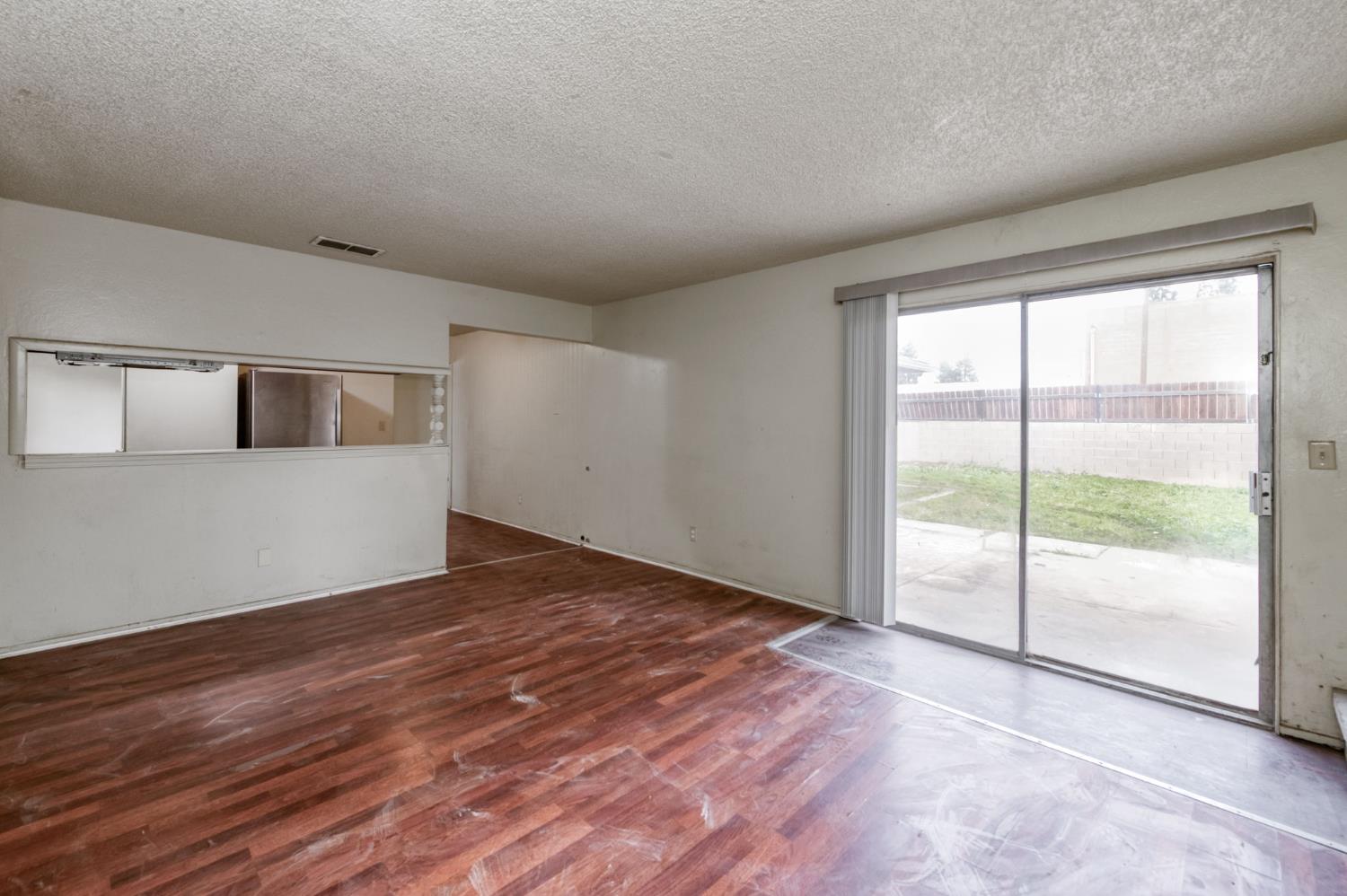 3068 W Fairmont Ave, Fresno, CA 93722