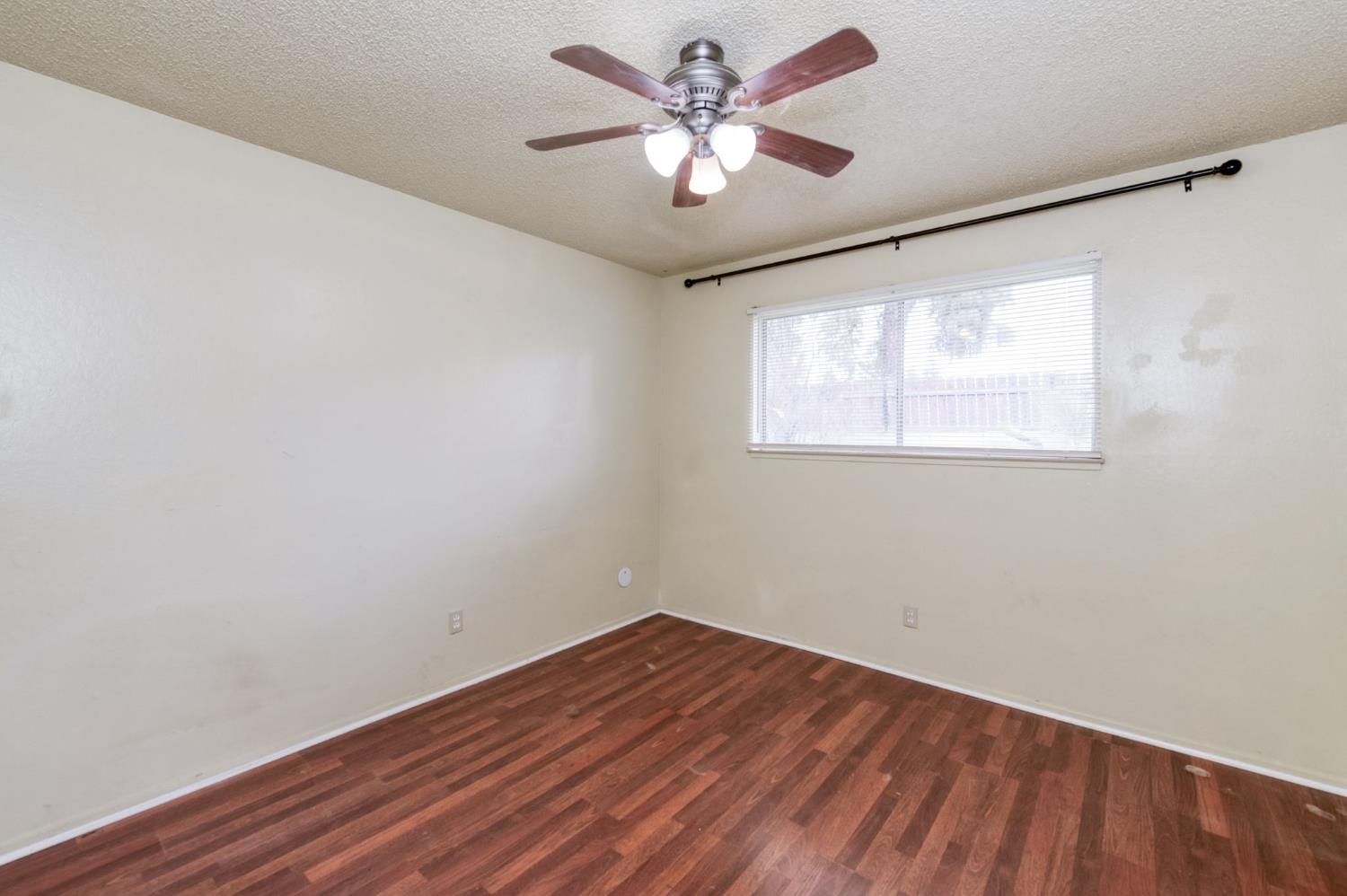 3068 W Fairmont Ave, Fresno, CA 93722