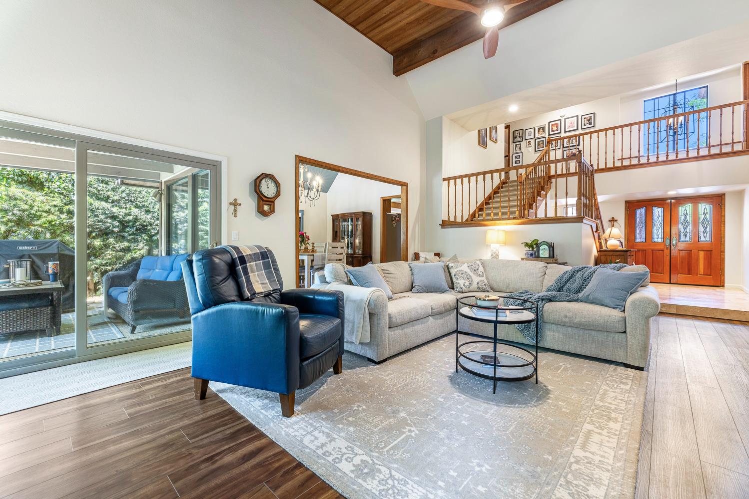 2827 W Compton Ct, Fresno, CA 93711