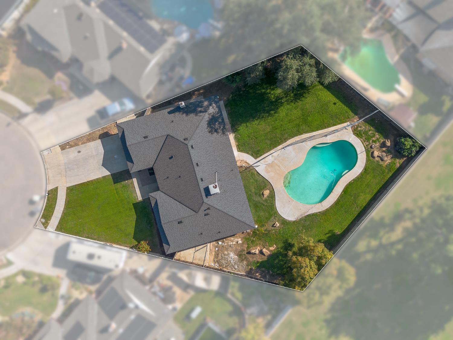 5443 N Prospect Ave, Fresno, CA 93711