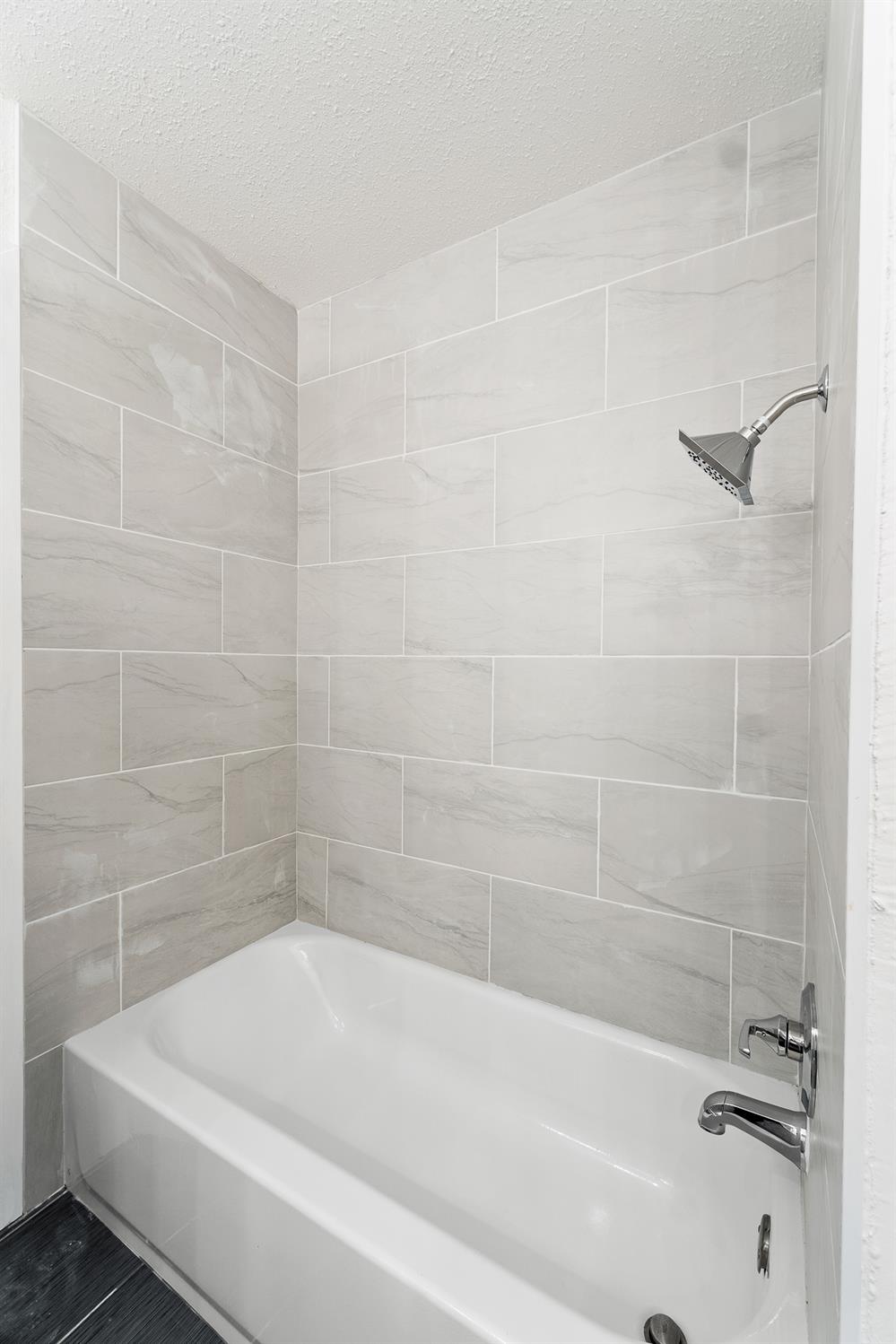 5443 N Prospect Ave, Fresno, CA 93711