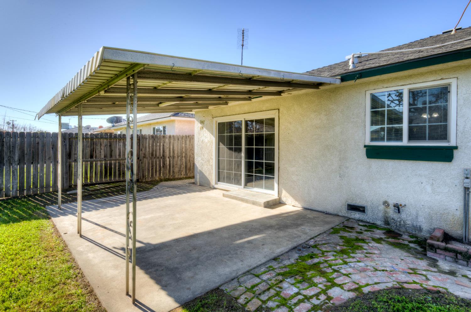 4722 N Callisch St, Fresno, CA 93726