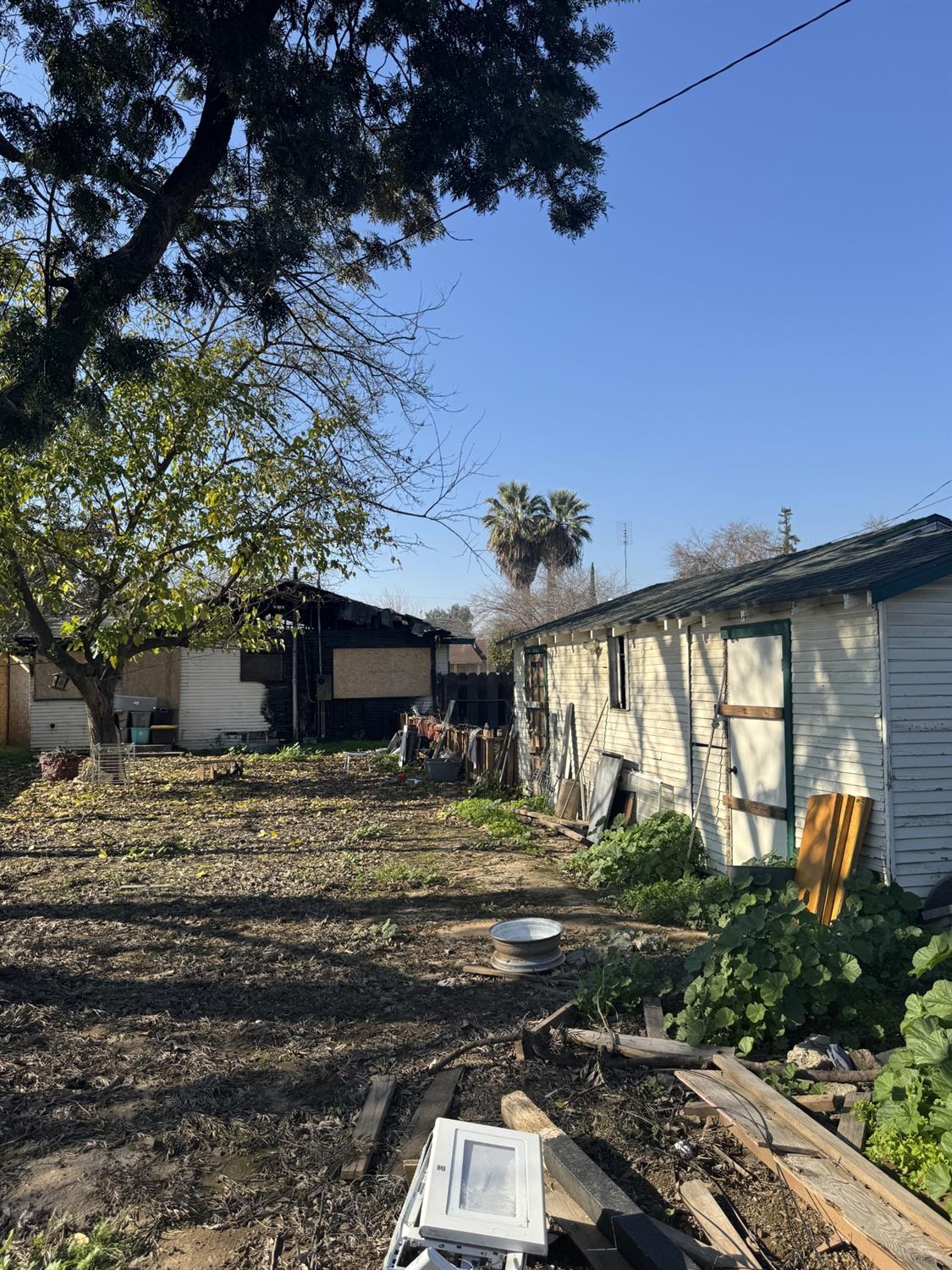 1512 N Pacific Ave, Fresno, CA 93728