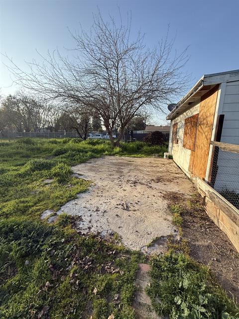 5185 W Mission Ave, Fresno, CA 93722