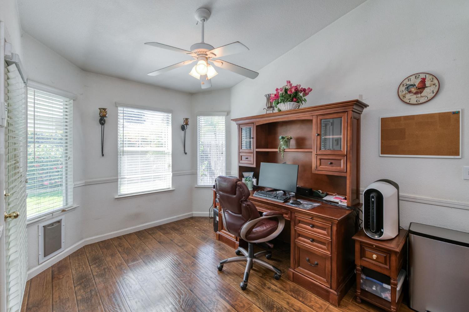 5817 W Corona Ave, Fresno, CA 93722