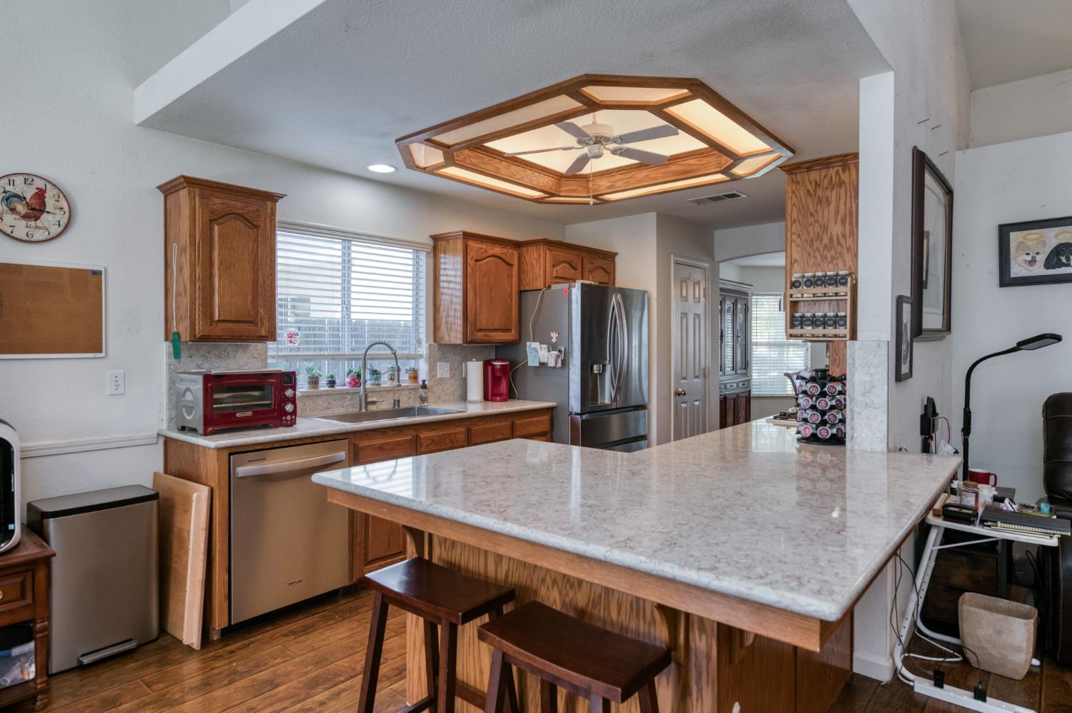 5817 W Corona Ave, Fresno, CA 93722