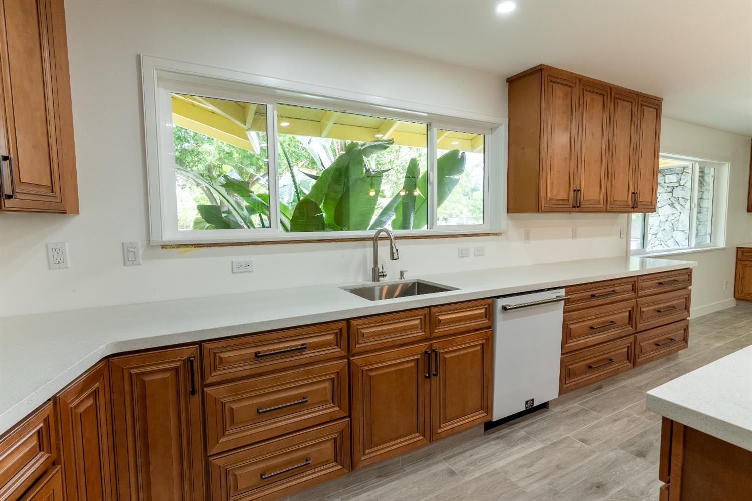 5454 E Butler Ave, Fresno, CA 93727