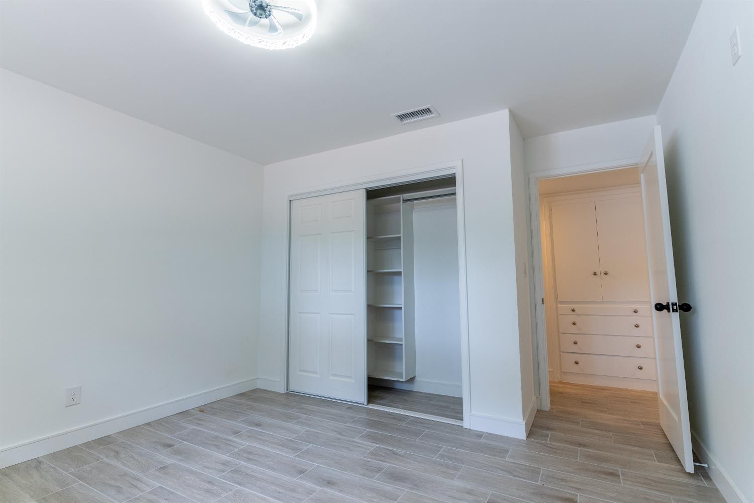 5454 E Butler Ave, Fresno, CA 93727