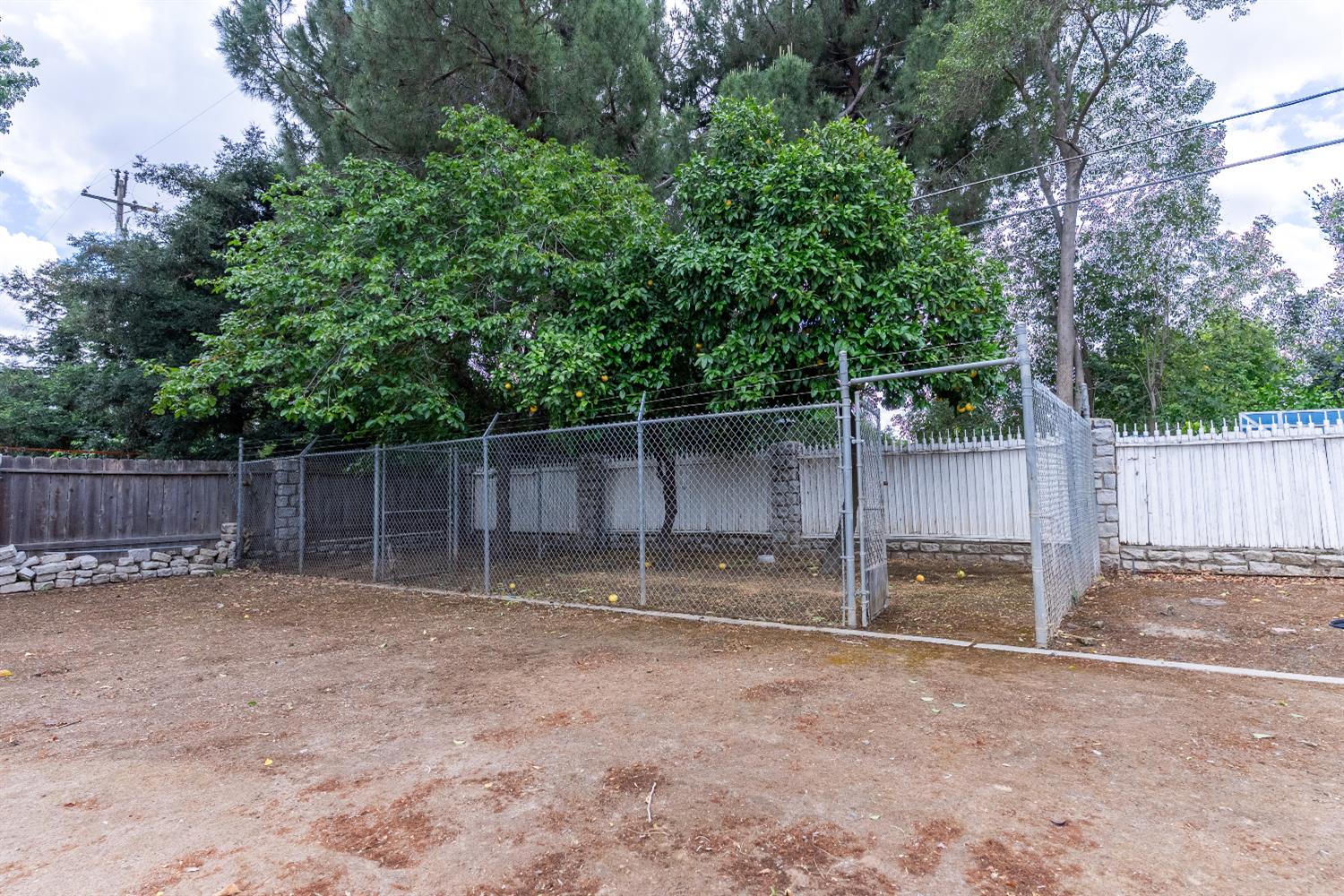 5454 E Butler Ave, Fresno, CA 93727