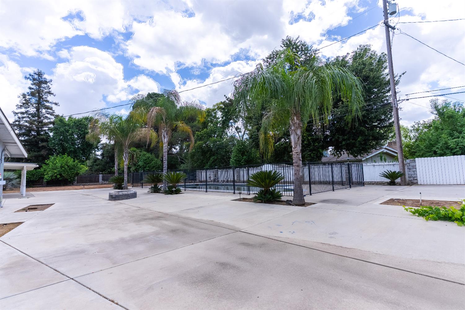 5454 E Butler Ave, Fresno, CA 93727