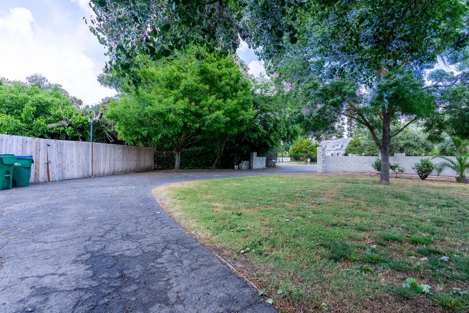 5454 E Butler Ave, Fresno, CA 93727