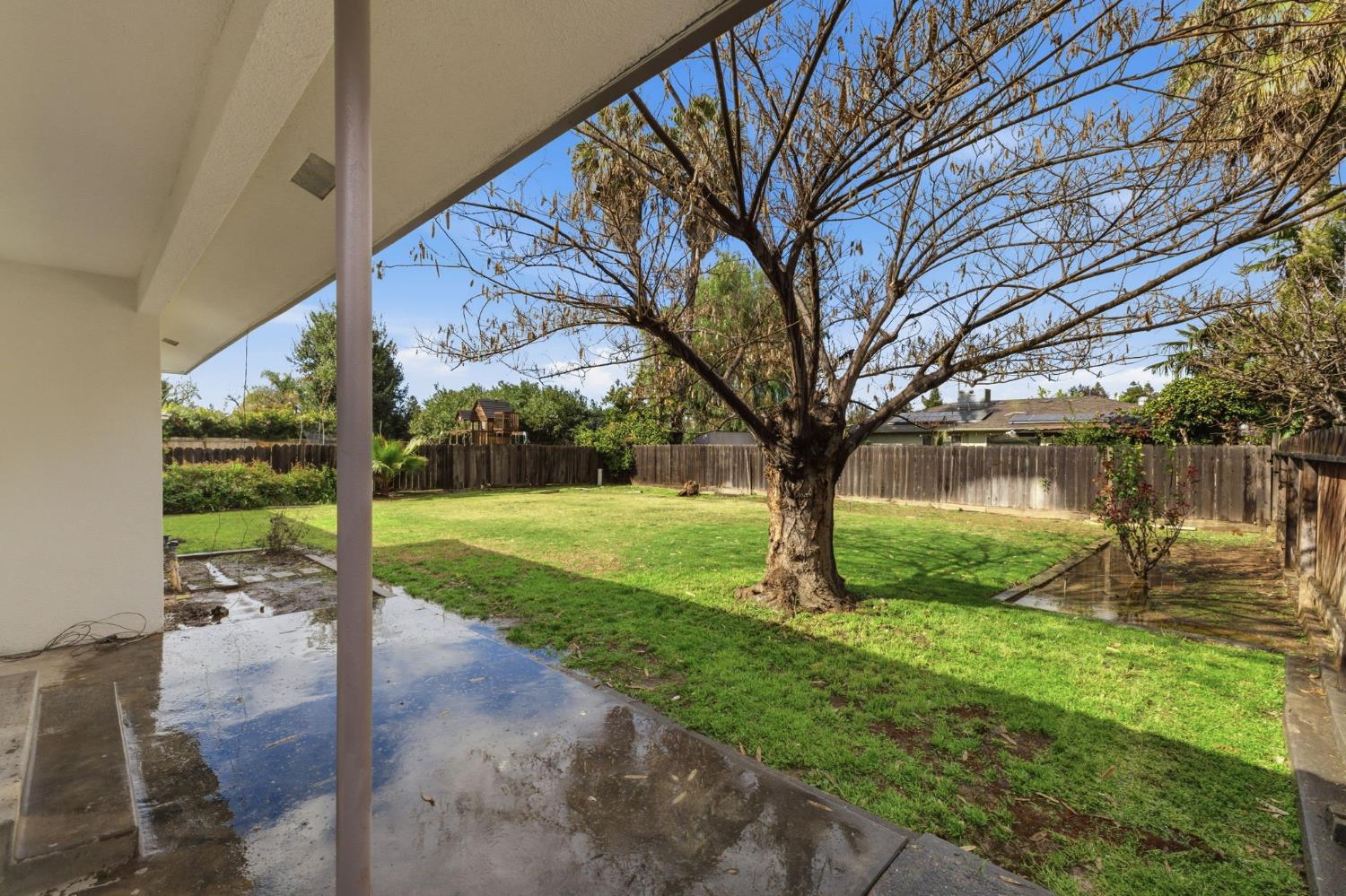 506 E Sample Ave, Fresno, CA 93710