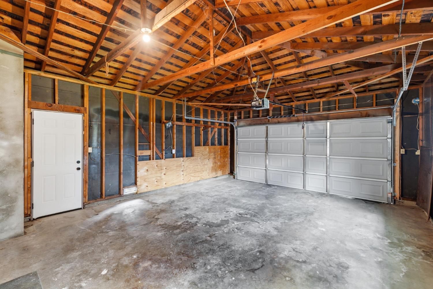 506 E Sample Ave, Fresno, CA 93710