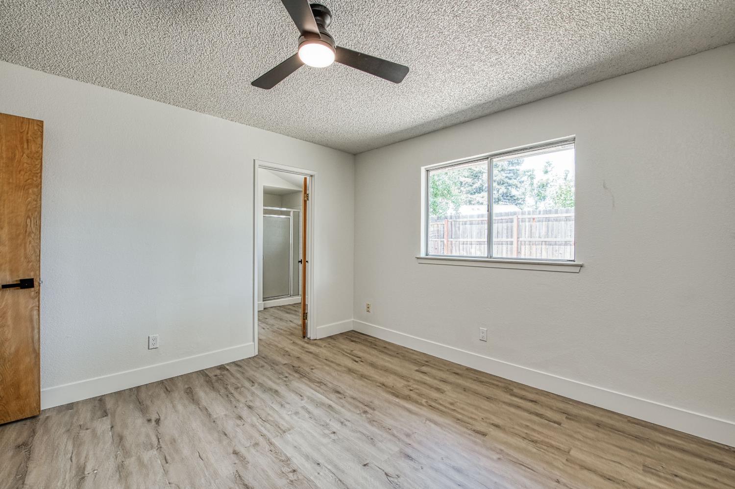 5034 W Menlo Ave, Fresno, CA 93722