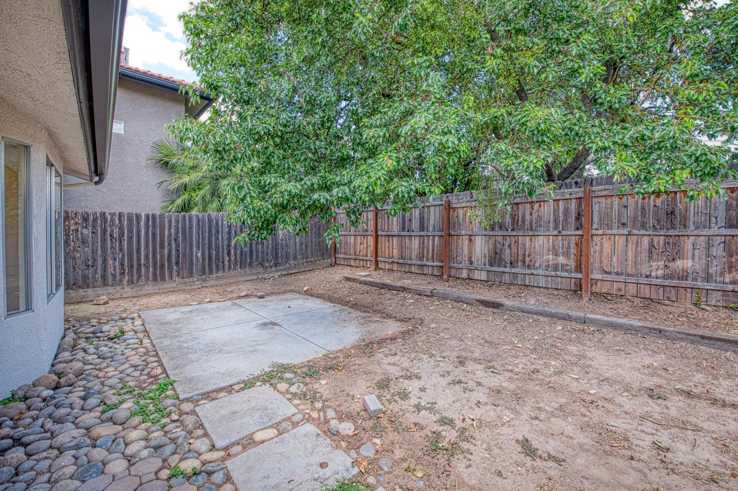 5034 W Menlo Ave, Fresno, CA 93722