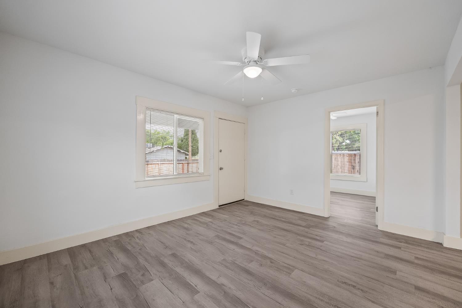 2835 E Tyler Ave, Fresno, CA 93701