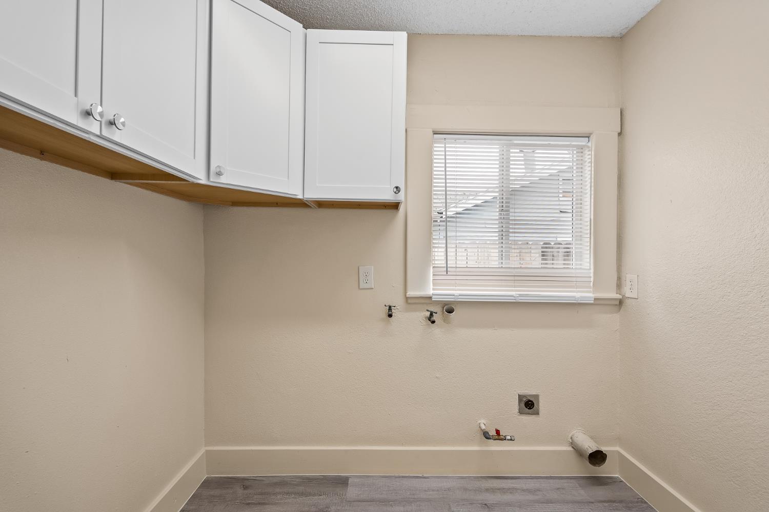 2835 E Tyler Ave, Fresno, CA 93701