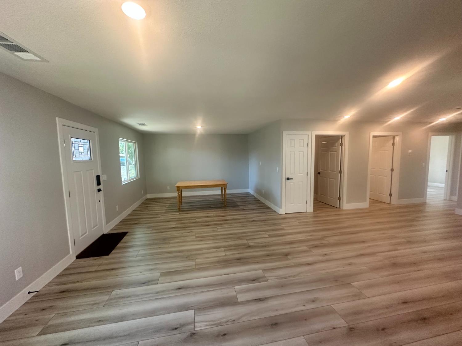 4725 E Lane Ave, Fresno, CA 93702