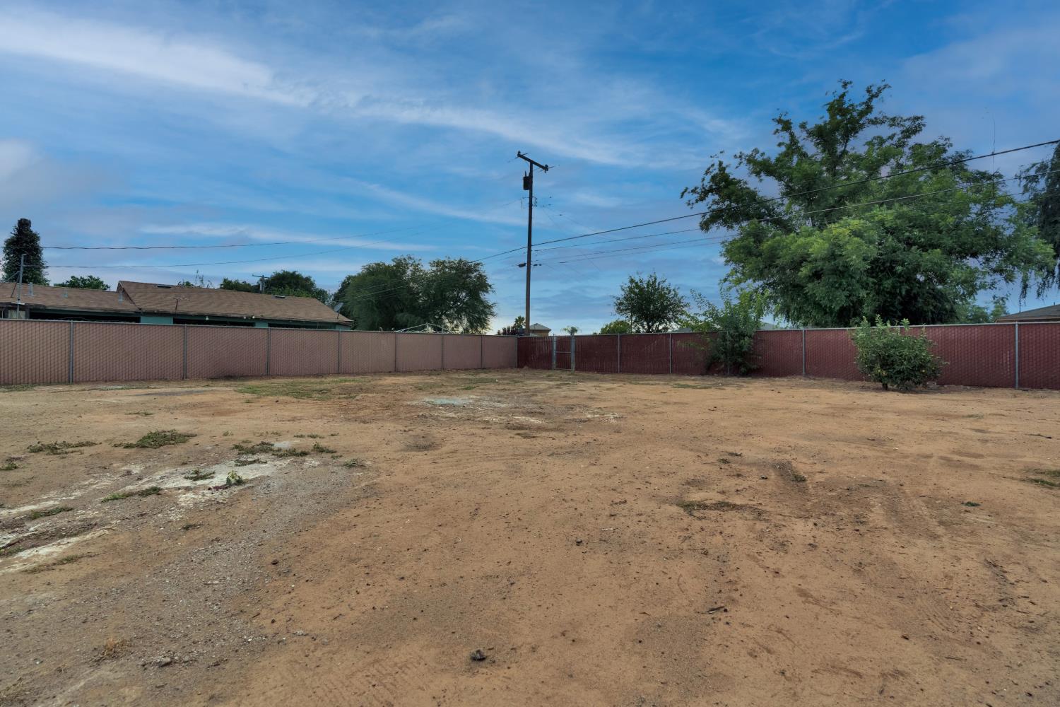 432 W Pinedale Ave, Fresno, CA 93650