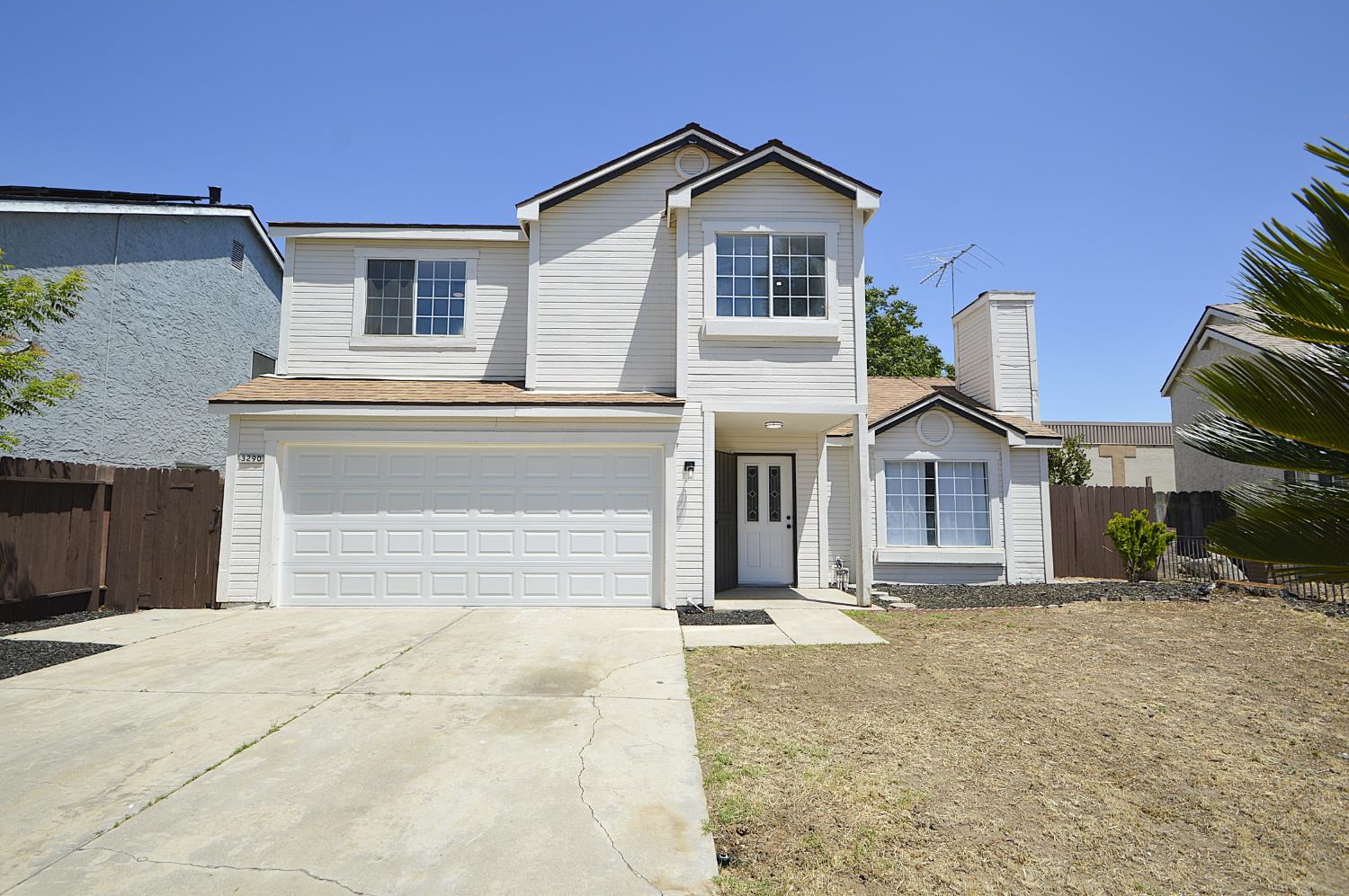 3290 N Rafael, Fresno, CA 93722