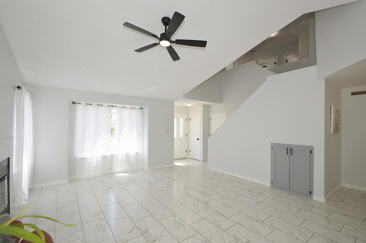 3290 N Rafael, Fresno, CA 93722