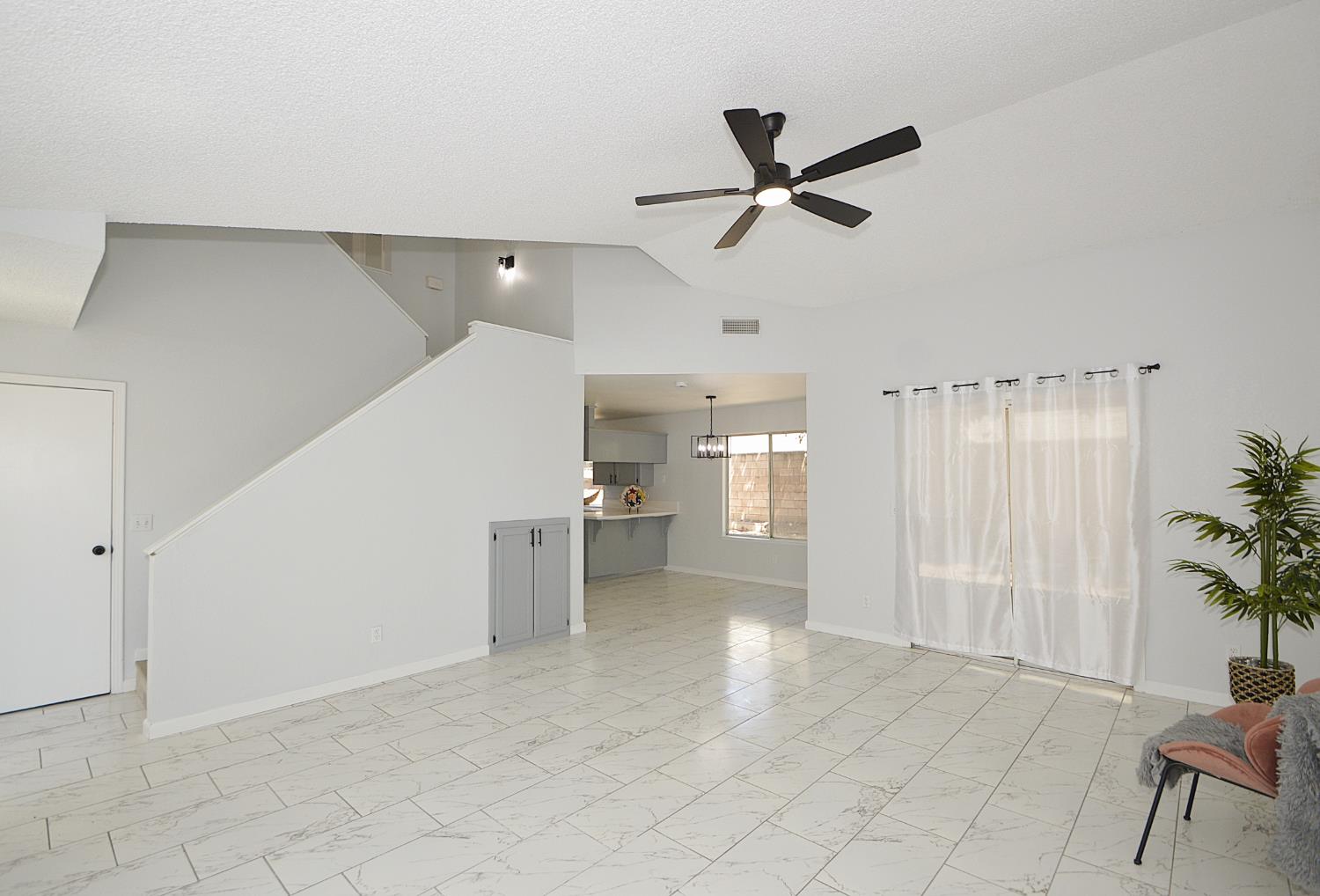 3290 N Rafael, Fresno, CA 93722