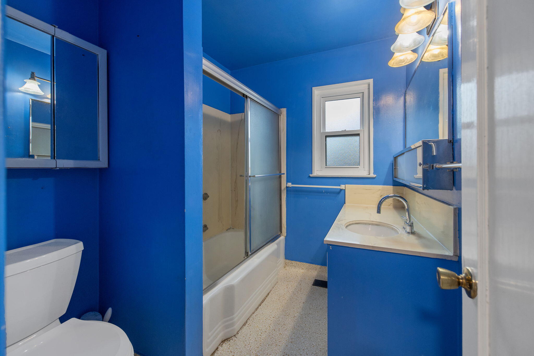 3021 E Simpson Ave, Fresno, CA 93703